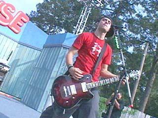 him2.jpg